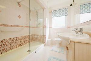SHOWER ROOM- click for photo gallery